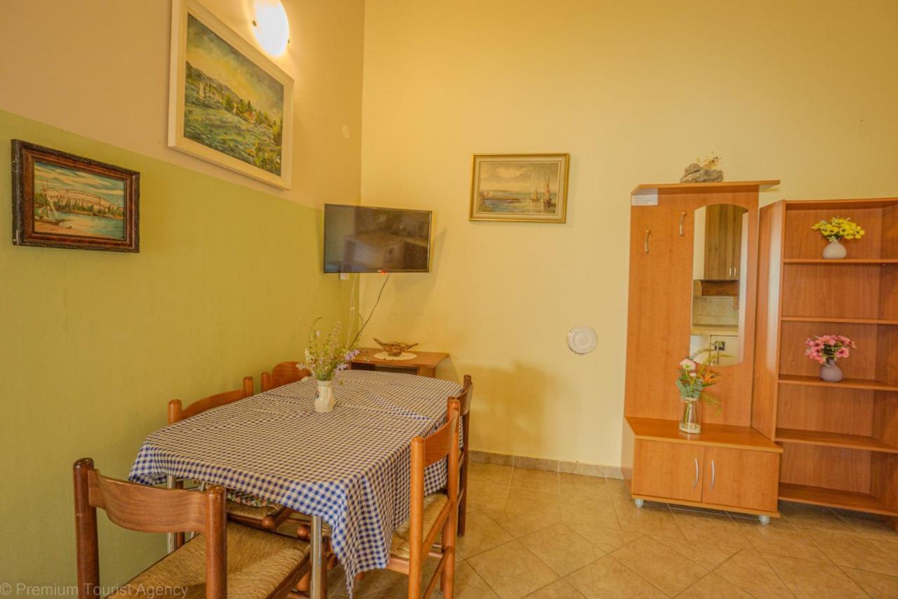 Appartamento Zdenko Metajna Esterno foto