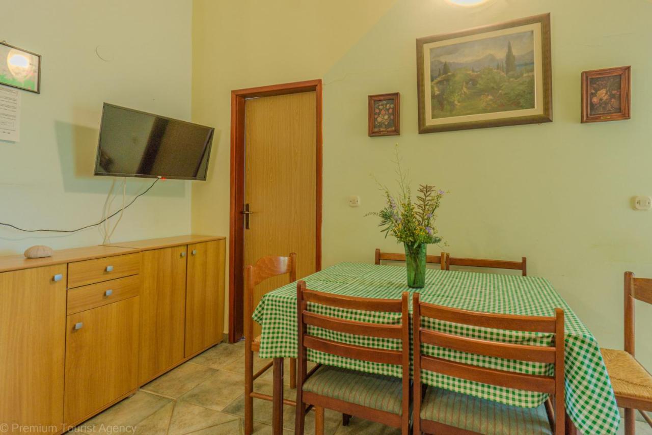 Appartamento Zdenko Metajna Esterno foto